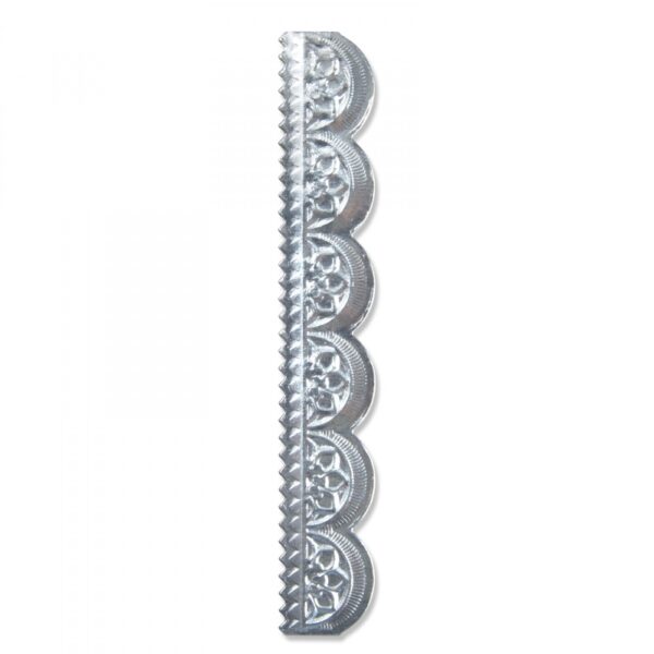 Tim Holtz® Alterations | 3-D Impresslits™ Embossing Folder - Scallop